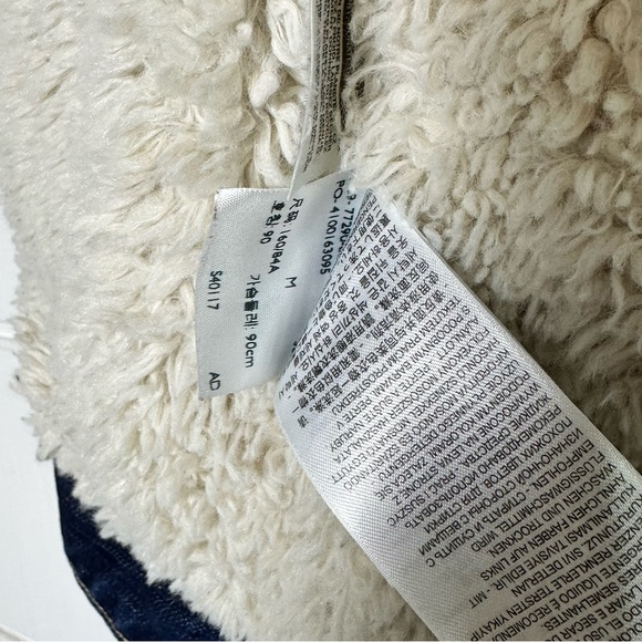 Levi's Women’s Original Sherpa Trucker Jacket Denim Size Medium - Picture 8 of 14